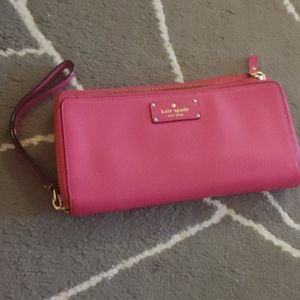 Kate Spade Anita wristlet